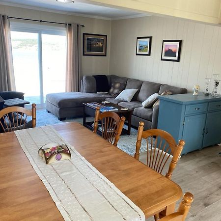 Rocky Harbour Oceanfront Villa Buitenkant foto