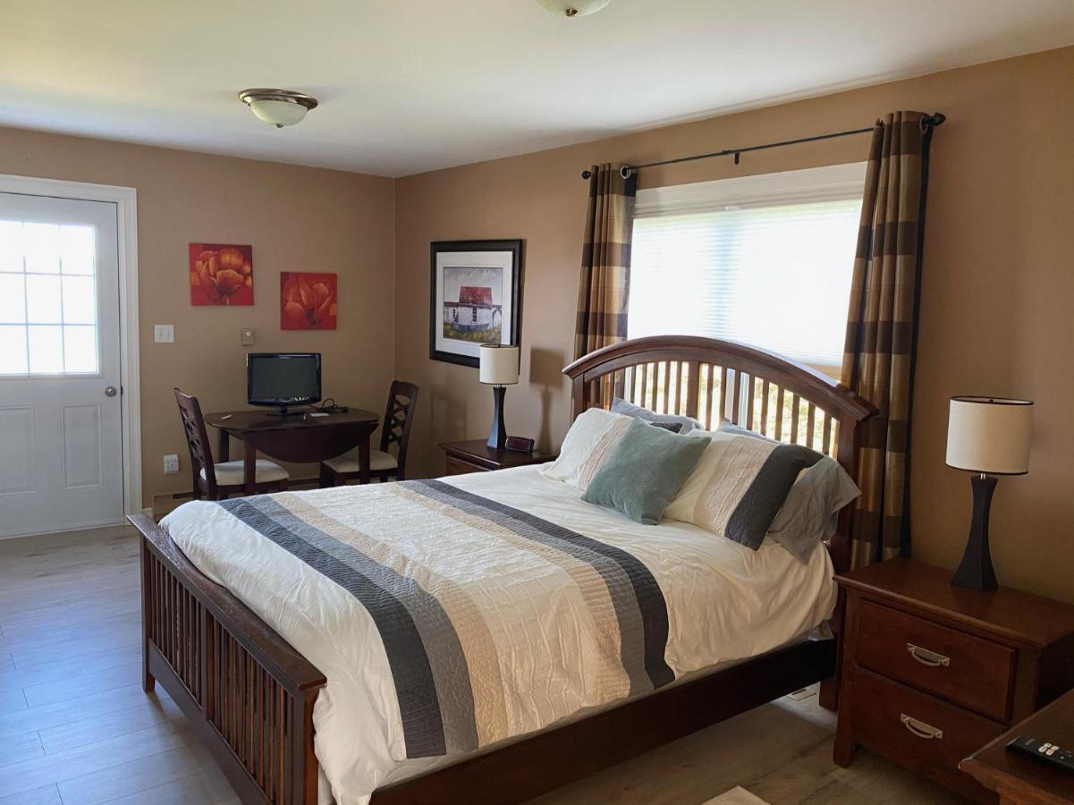 Rocky Harbour Oceanfront Villa Buitenkant foto