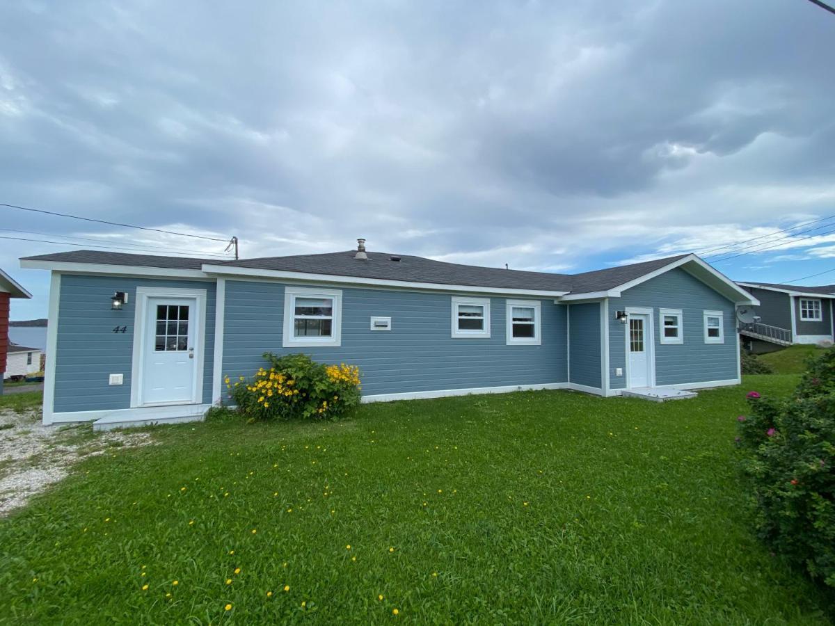Rocky Harbour Oceanfront Villa Buitenkant foto